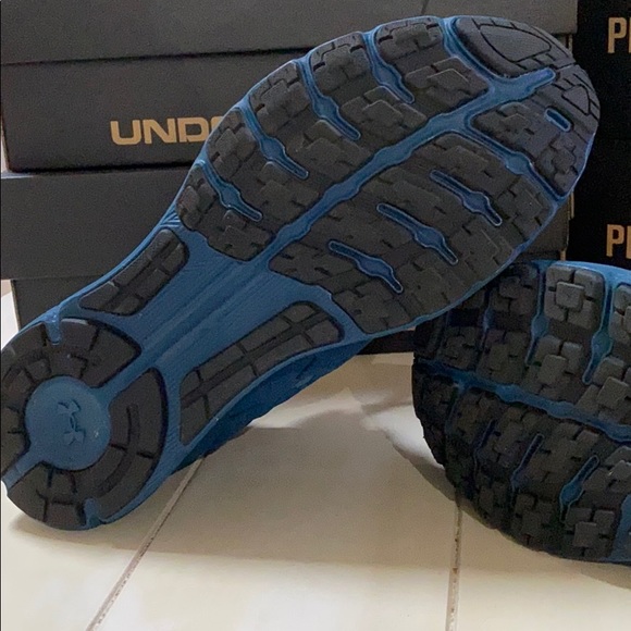 Under Armour Charged Reactor Run 11 - Picture 6 of 9